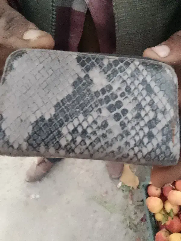 کیف مدارک گم کردم جلد مشکی|اشیا|کرمان, |دیوار