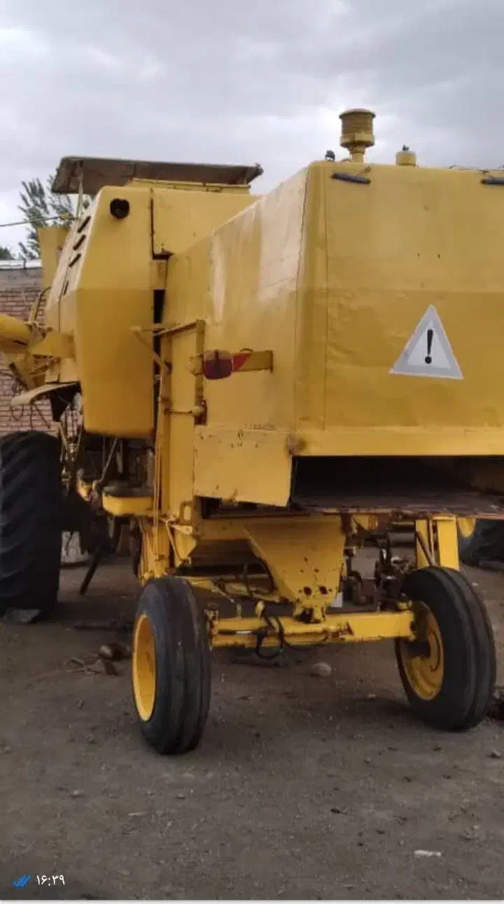 فروش یامعاوضه ۲عددکمباین کلیسیون باکمباین جاندیر|خودرو سنگین|ارشق, |دیوار