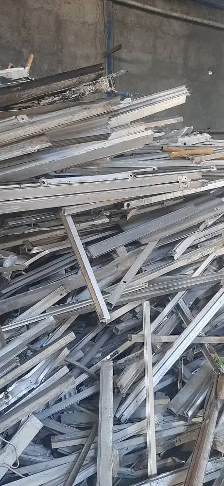 خریدار ضایعات و فلزات|عمدهفروشی|تربت جام, شهرک آزادگان|دیوار