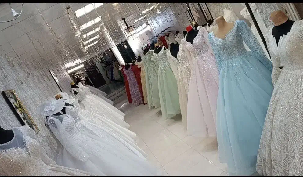 مزون کرایه لباس عروس رسالت خیابان قائم|خدمات پذیرایی، مراسم|مشهد, قائم|دیوار