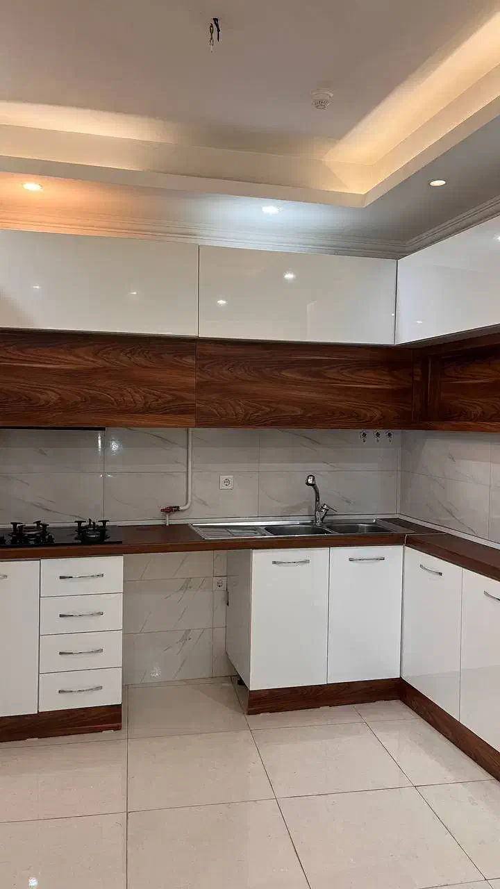 ۹۲ متری ۲ خواب ۲ سال ساخت ( معلم )|فروش آپارتمان|رشت, علی آباد|دیوار