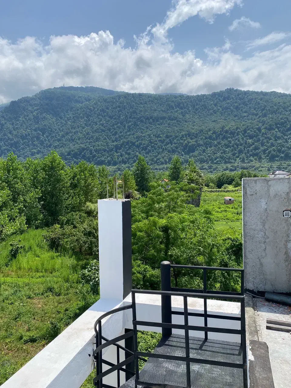 مزگاه /ویوی ابدی کوه و جنگل/ویلامدرن|فروش خانه و ویلا|نوشهر, |دیوار