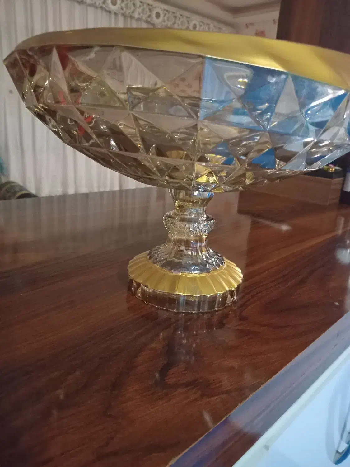 جامیوای پایه دار|ظروف سرو و پذیرایی|زابل, |دیوار