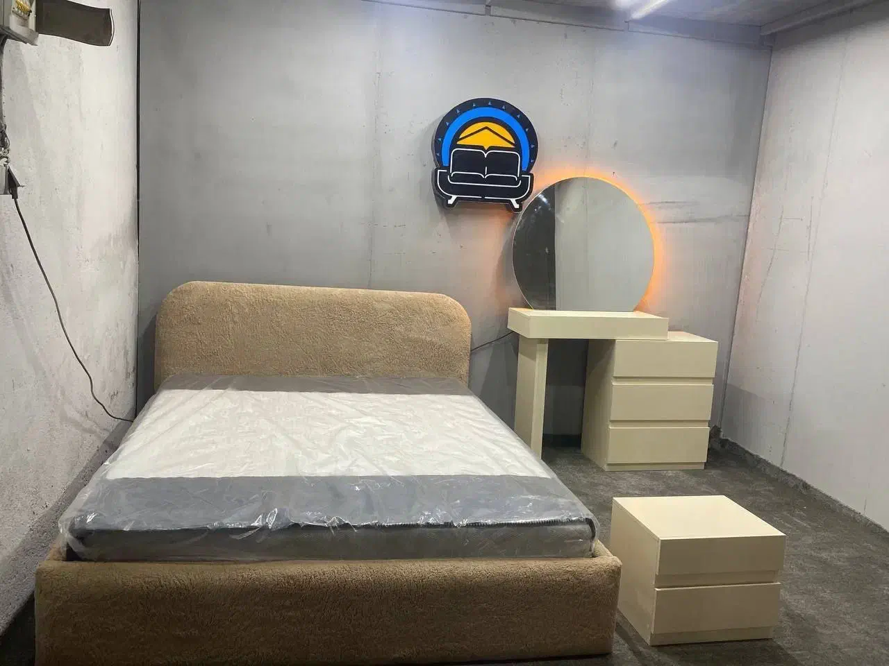 شهرسرویس خواب مازندران فقط۱۹۷۰۰قیمت کلش|تخت و سرویس خواب|نور, |دیوار