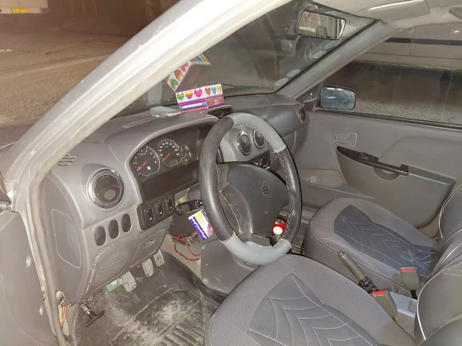 پراید نقره ای ۹۰ بیرنگ|خودرو سواری و وانت|چناران, |دیوار