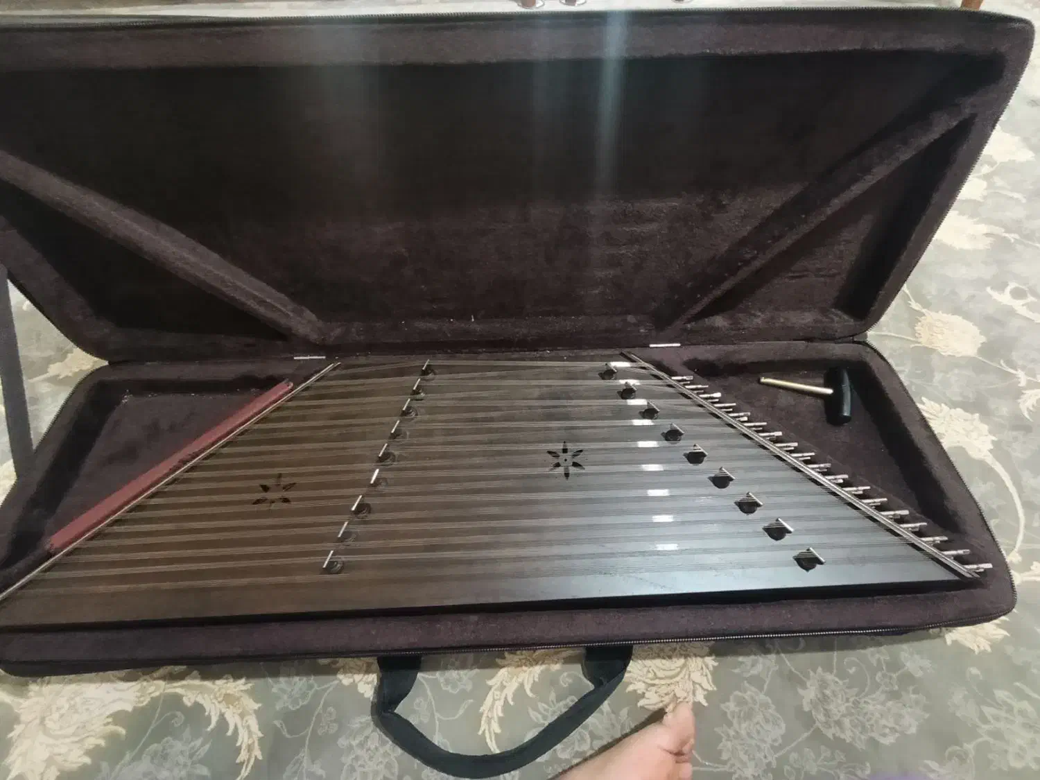 سنتور|سازهای سنتی|همدان, |دیوار