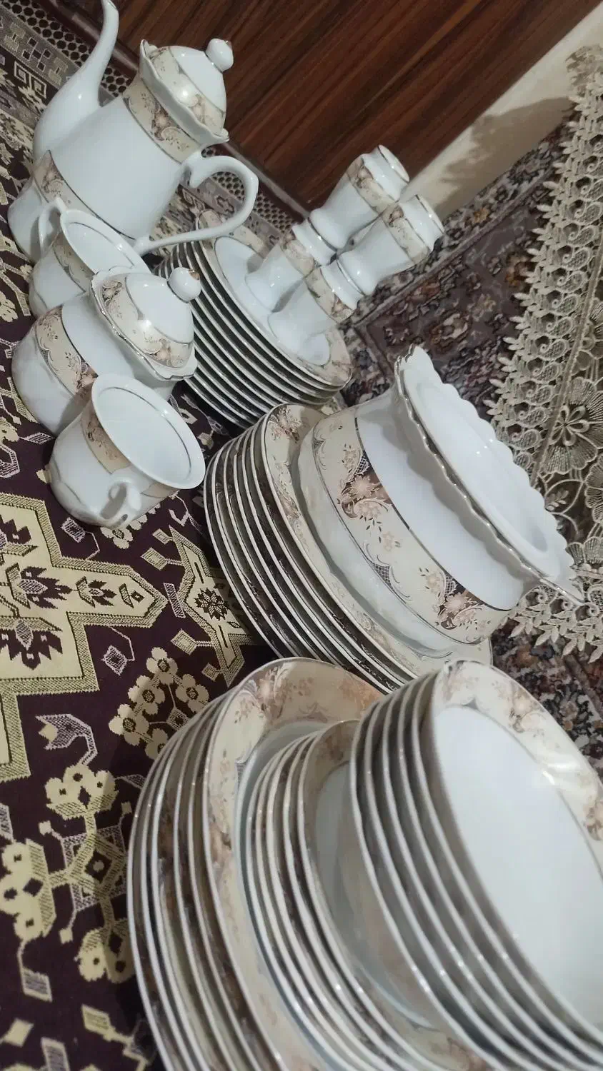 ظروفی|ظروف سرو و پذیرایی|قرچک, پویینک|دیوار