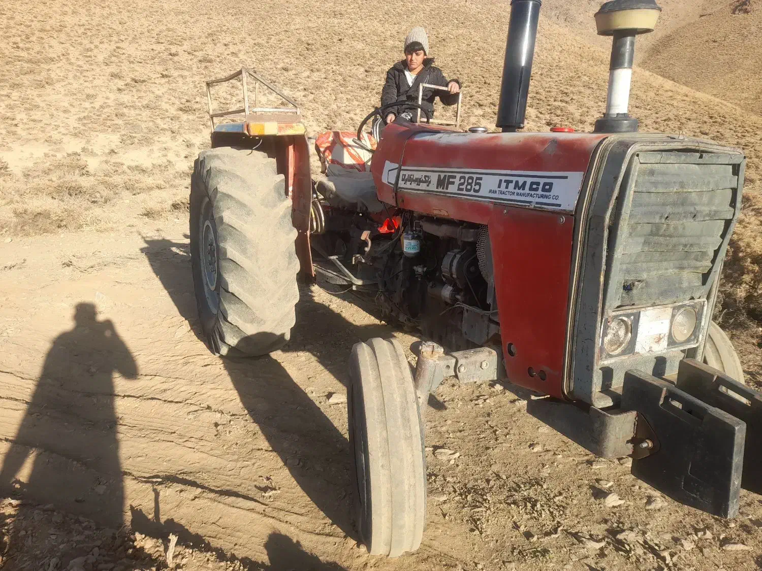 تراکتورمدل۷۴|ماشینآلات صنعتی|بوئین و میاندشت, |دیوار