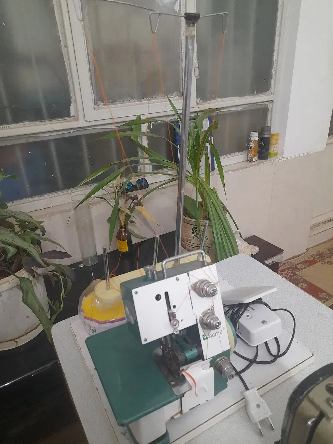 چرخ خیاطی و سردوز|چرخ خیاطی و ریسندگی|یزد, |دیوار