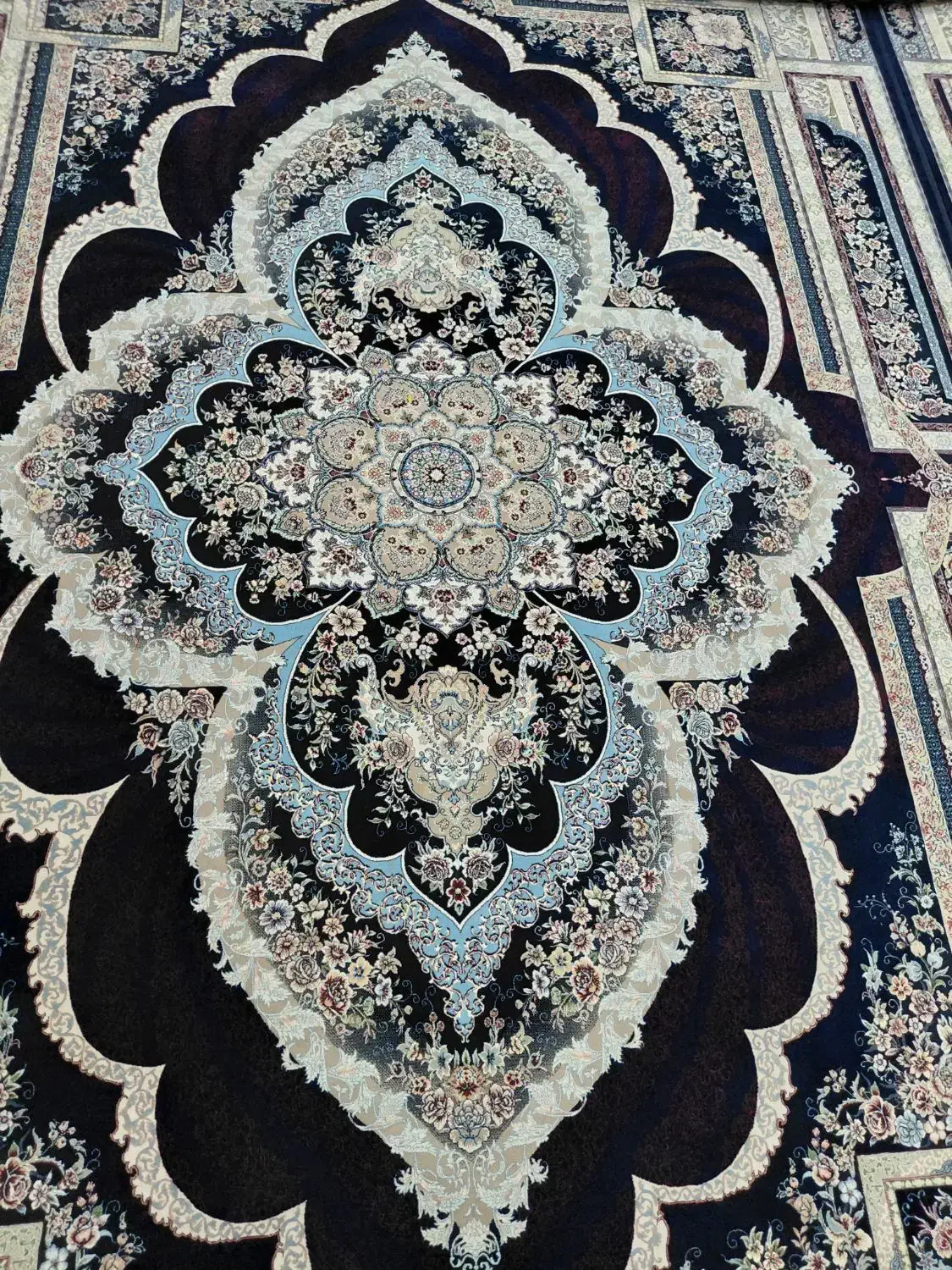 فرش 6 متری|فرش|قم, سید معصوم|دیوار