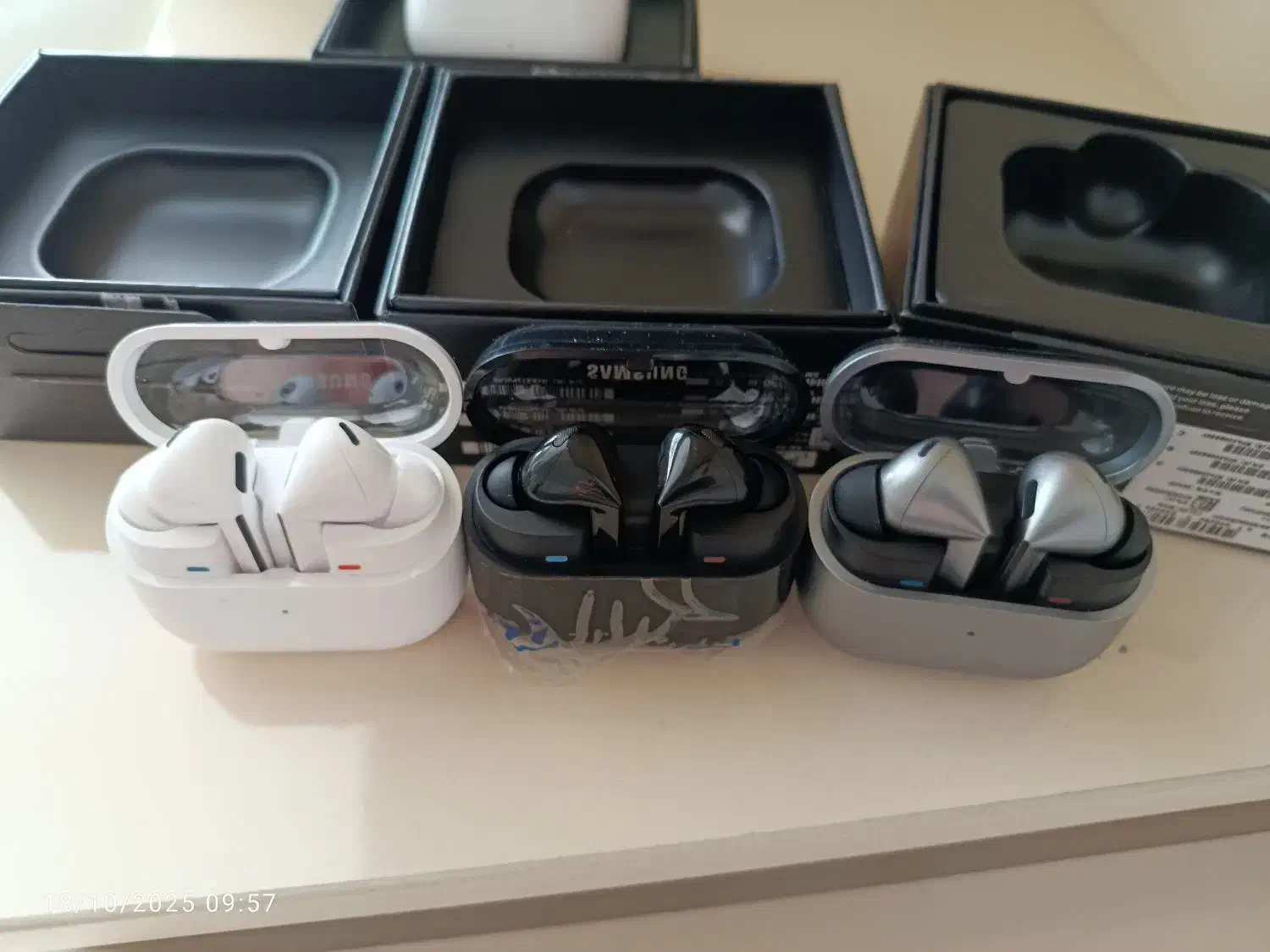 انوااع ایرپاد هندزفری بلوتوثی سامسونگ buds pro|لوازم جانبی موبایل و تبلت|ارومیه, |دیوار