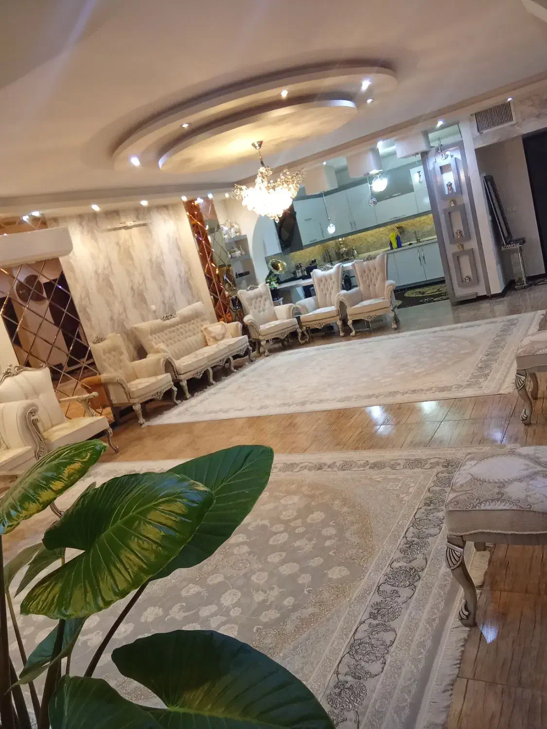 فروش آپارتمان ۱۲۲ متری ۲ خوابه طبقه ۲ در گرگاب|فروش آپارتمان|شاهینشهر, گرگاب|دیوار