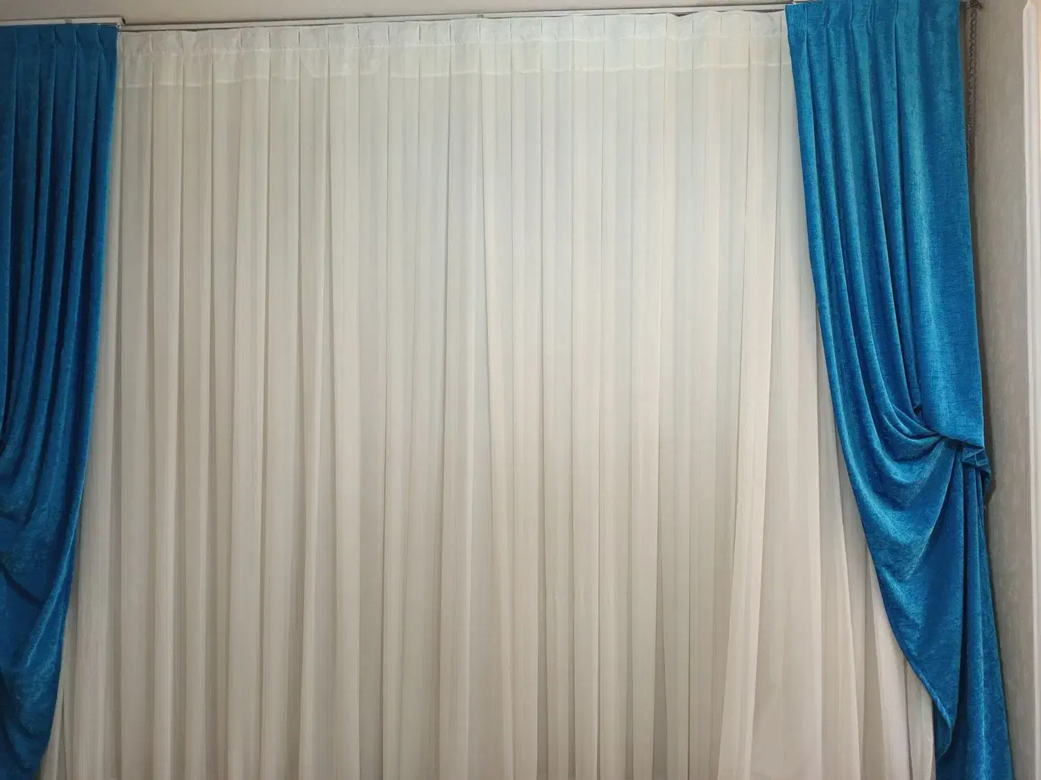 پرده پذیرایی بزرگ|پرده، رانر، رومیزی|رباط‌کریم, مسکن مهر آبشناسان|دیوار