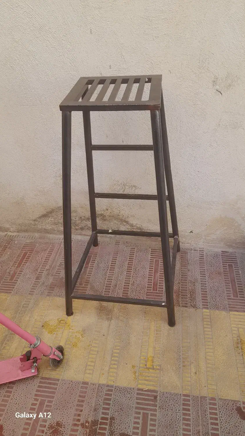 چهارپایه بزرگ|صندلی و نیمکت|همدان, |دیوار