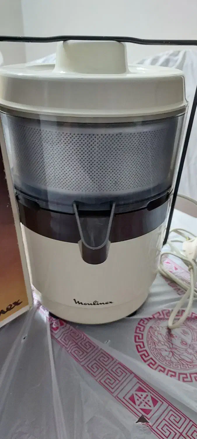 آبمیوه. گیری|آبمیوهگیر و آبمرکباتگیر|شیراز, سینما سعدی|دیوار