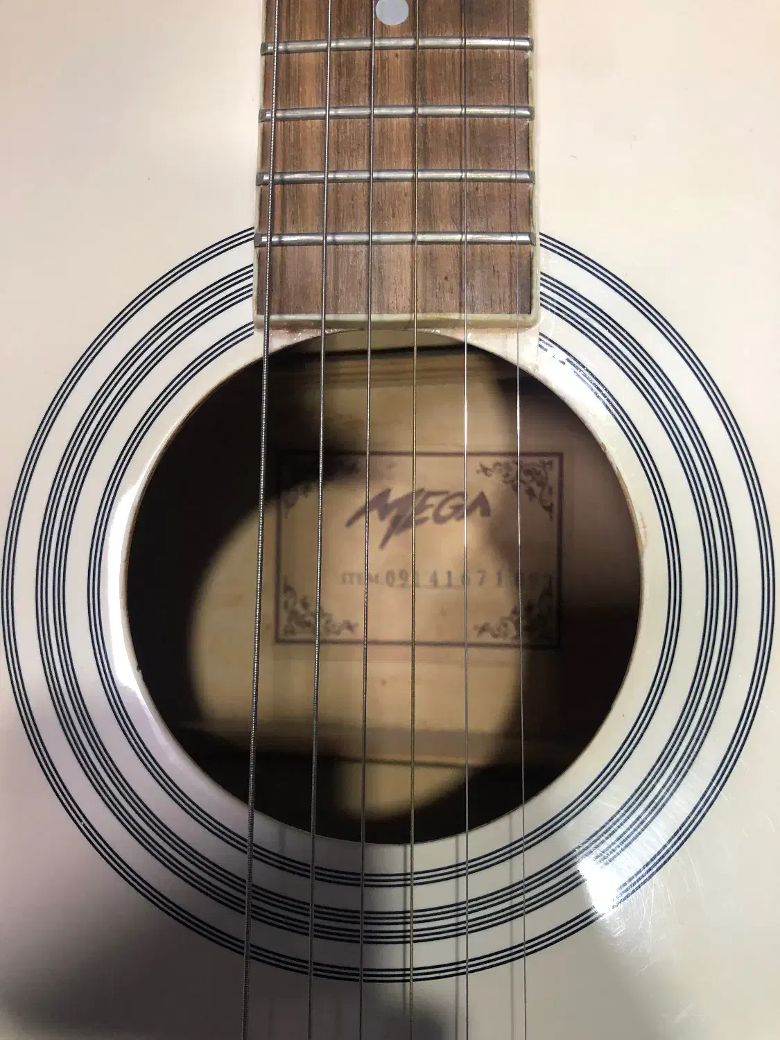 گیتار آکوستیک مگا|گیتار، بیس، امپلیفایر|مهاباد (آذربایجان غربی), |دیوار