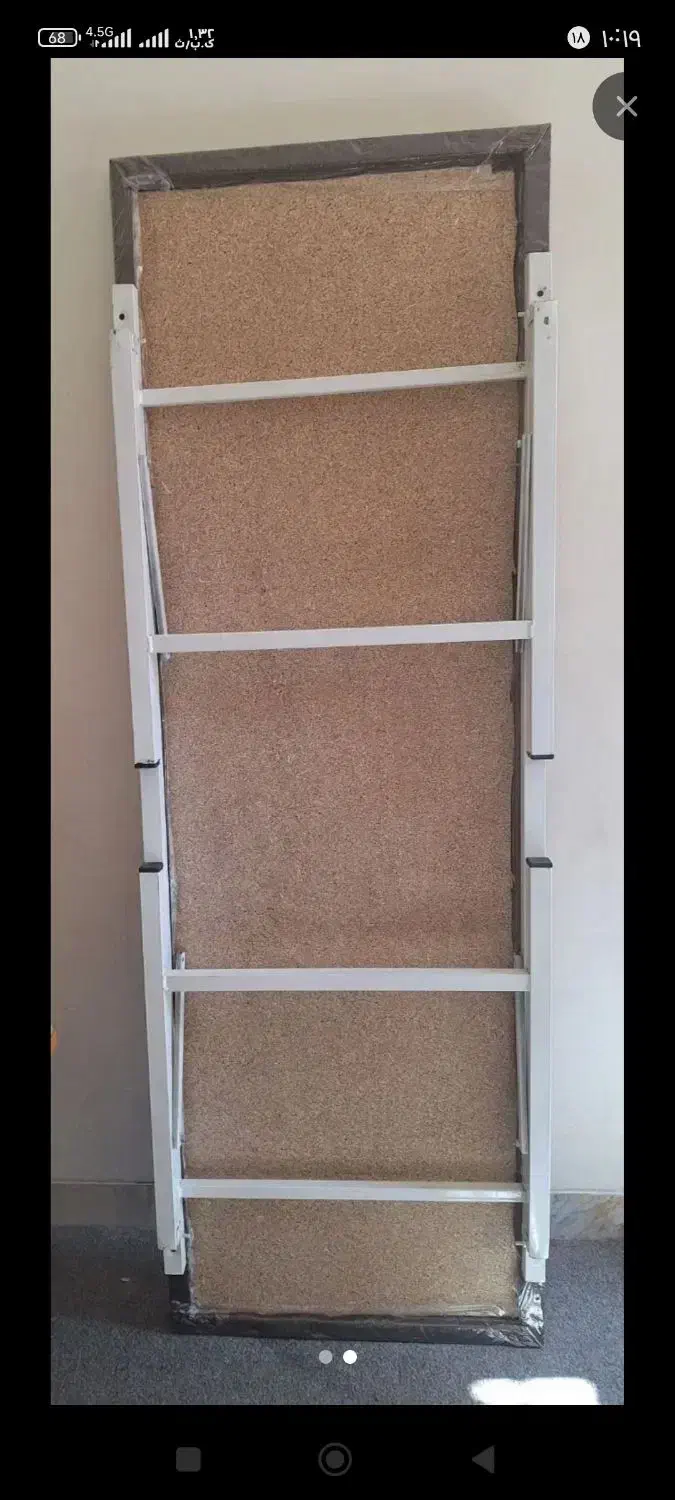 صندلی اصلاح طرح برقی و تخت اپیلاسیون در حد نو|آرایشگاه و سالن‌های زیبایی|بم, |دیوار