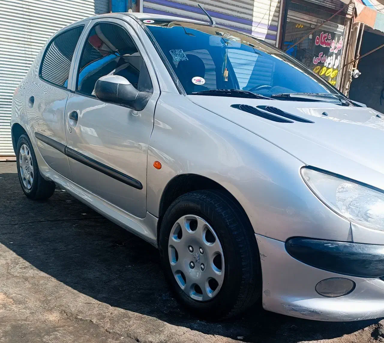 پژو ۲۰۶ مدل ۸۲|خودرو سواری و وانت|سنندج, |دیوار