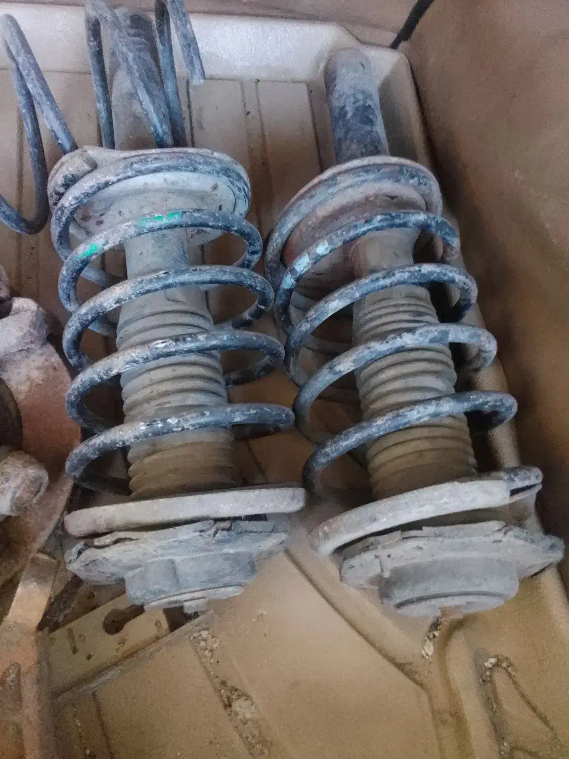 کمک فنر و فنر لول 206|قطعات یدکی و لوازم جانبی|زاهدان, |دیوار