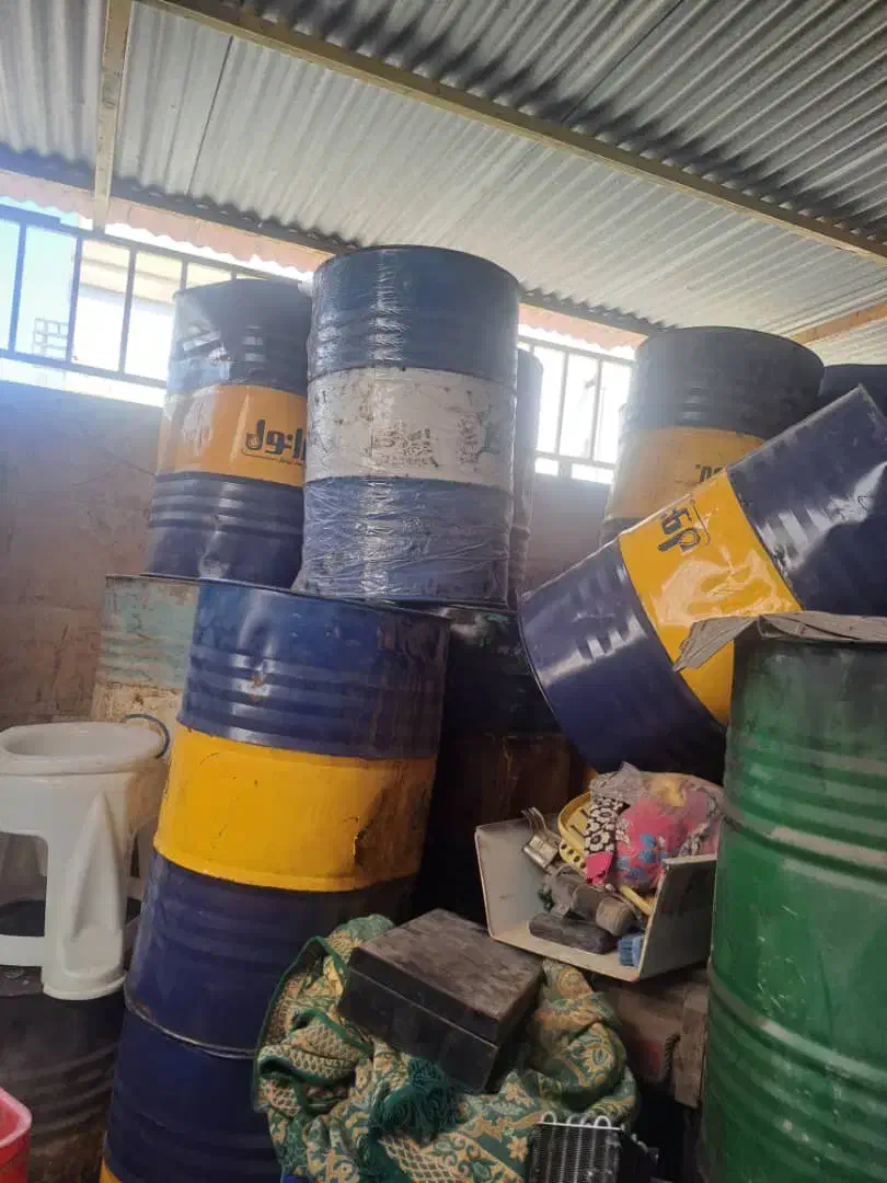 مخزن ۲۲۰ لیتری|مصالح و تجهیزات ساختمان|دزفول, |دیوار