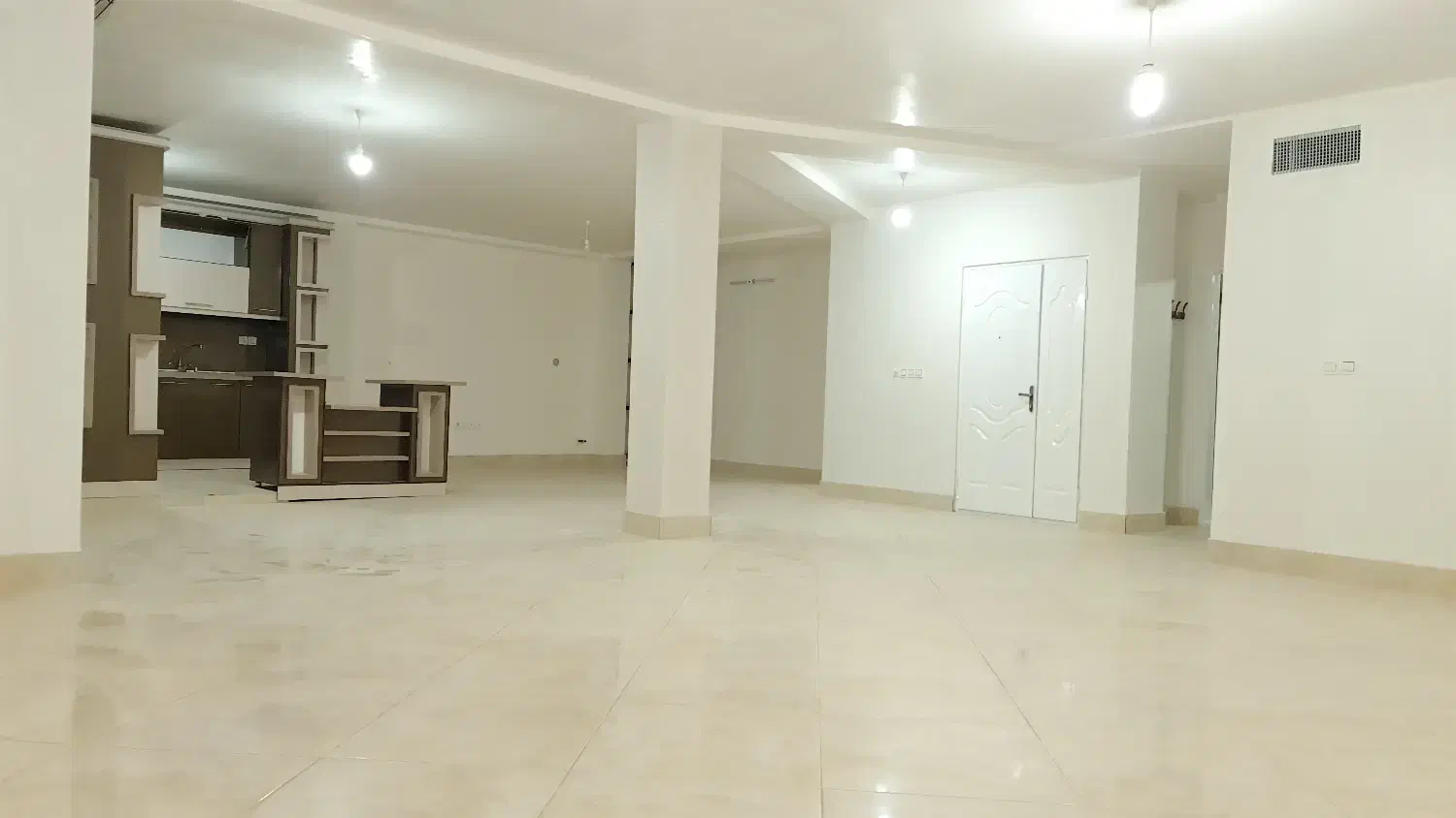 اجاره اپارتمان 180متری طبقه اول بسیار شیک و تمیز|اجارهٔ آپارتمان|اسفراین, |دیوار