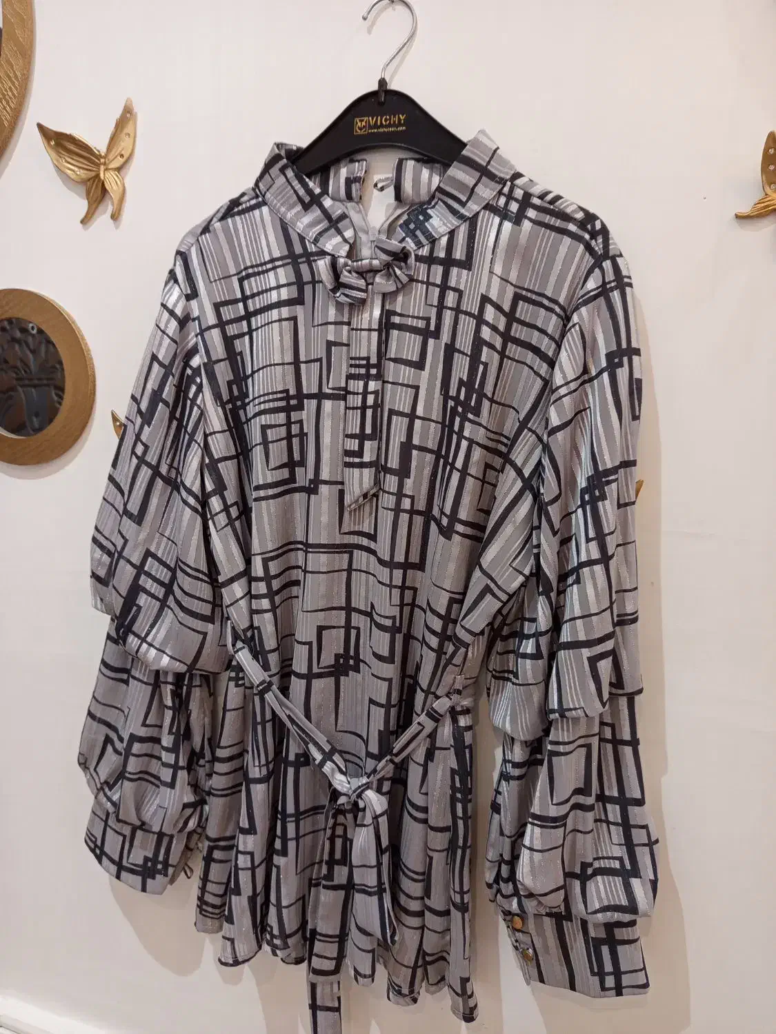 لباس شومیز|لباس|اردبیل, |دیوار