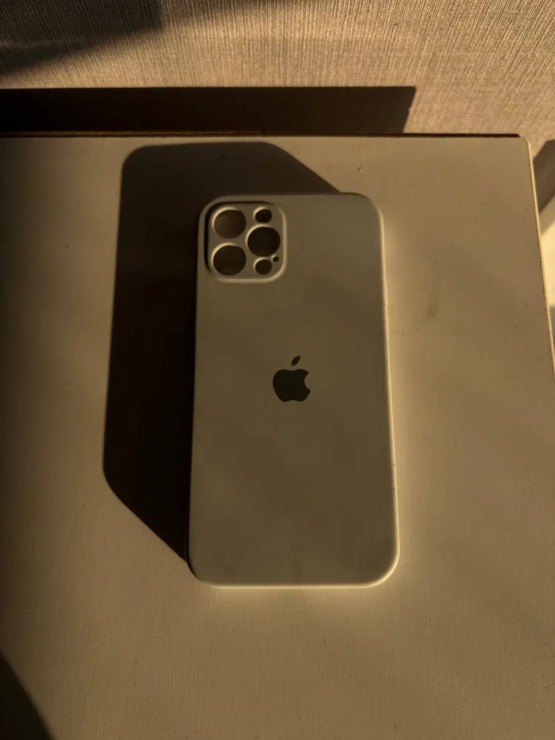 گارد ایفون ۱۲ پرو|لوازم جانبی موبایل و تبلت|رشت, دیلمان|دیوار