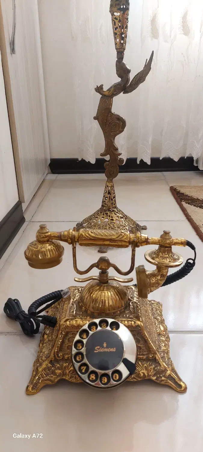 تلفن و پایه تلفن برنجی شیک|تلفن رومیزی|ری, دولت‌آباد|دیوار