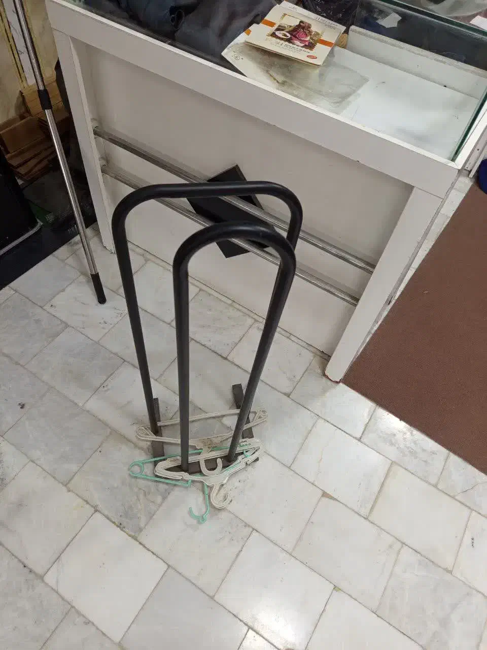 ویترین پیشخوان دزدگیر چوبکار آینه|فروشگاه و مغازه|گرگان, |دیوار