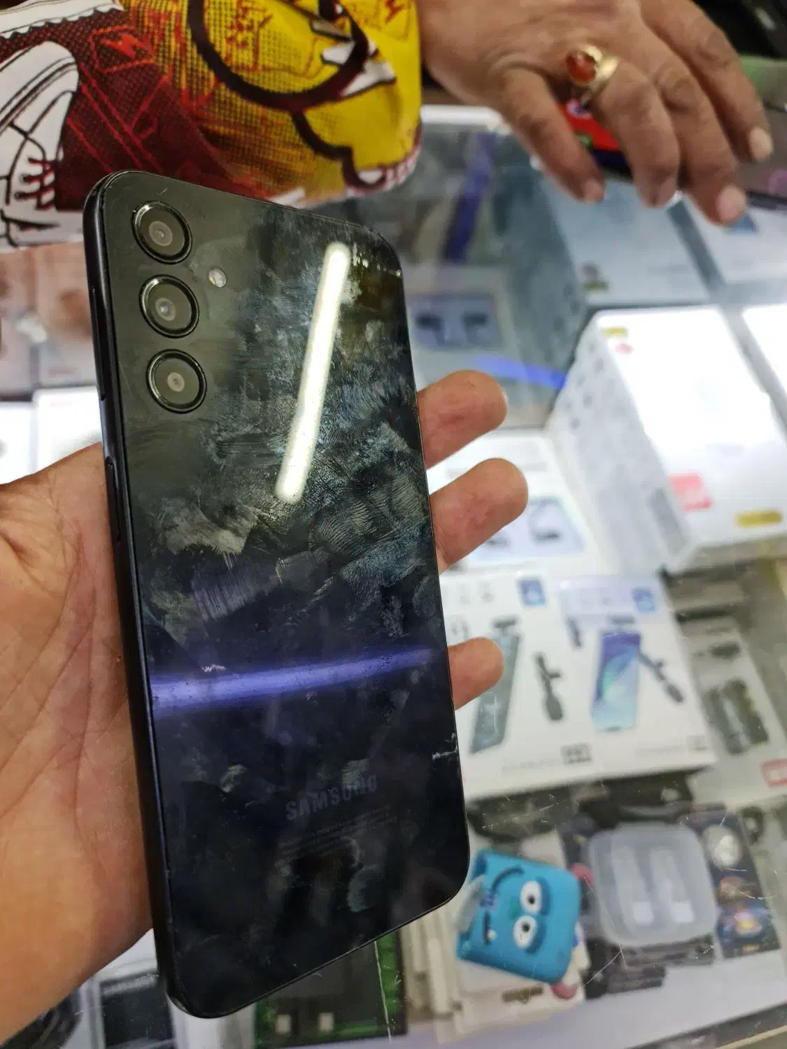 گوشی سامسونگ به عنوان اوراقی فقط مشکل صوت با کارتن|موبایل|اصفهان, نصرآباد|دیوار