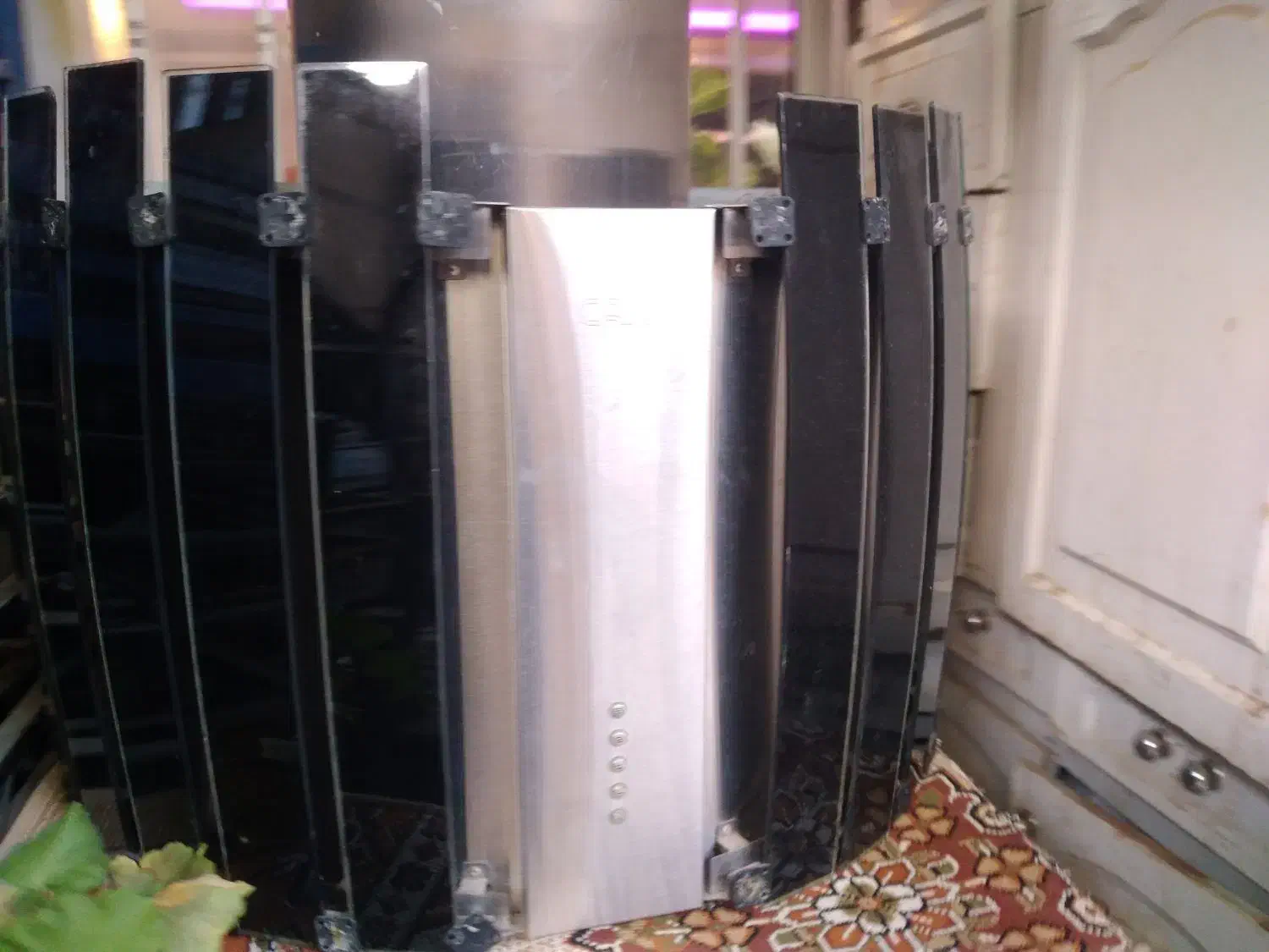 هودشومینهایکن|هود|بیجار, |دیوار