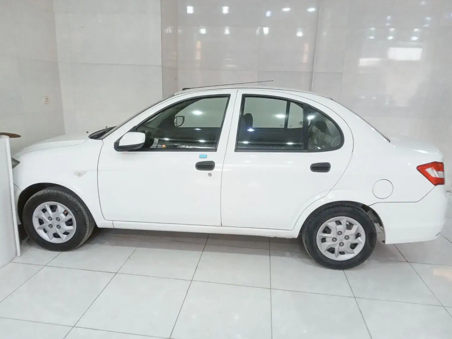 ۹۹فابربک|خودرو سواری و وانت|شیراز, مسلم|دیوار