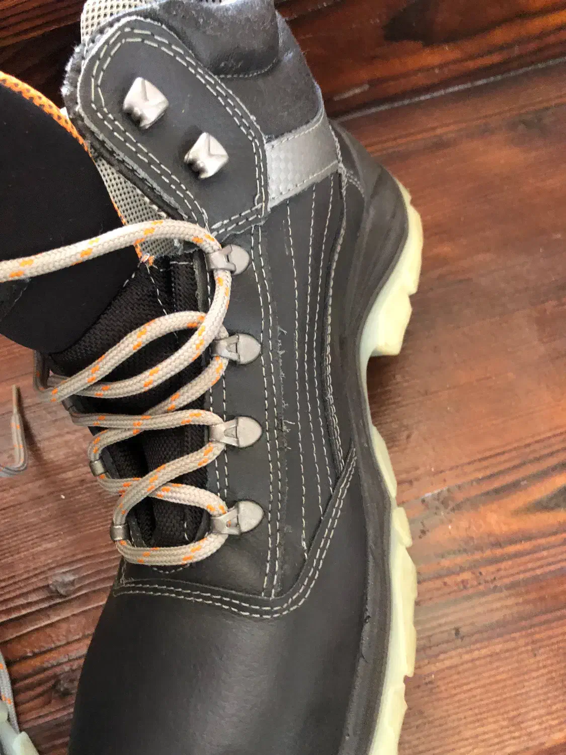 کفش کوهنوردی|کوهنوردی و کمپینگ|لاهیجان, رجایی|دیوار