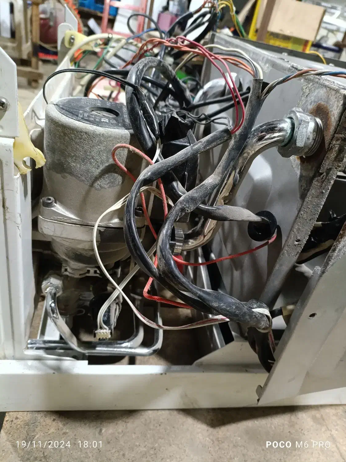 تعمیر و سرویس انواع پکیج|آبگرمکن، پکیج، شوفاژ|مشهد, ایثارگران|دیوار