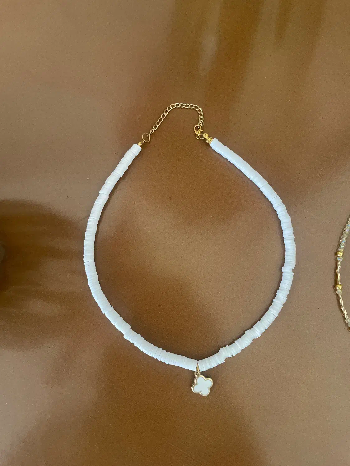 گردنبند با پلاک ونکلیف سفید|بدلیجات|اصفهان, زهران|دیوار