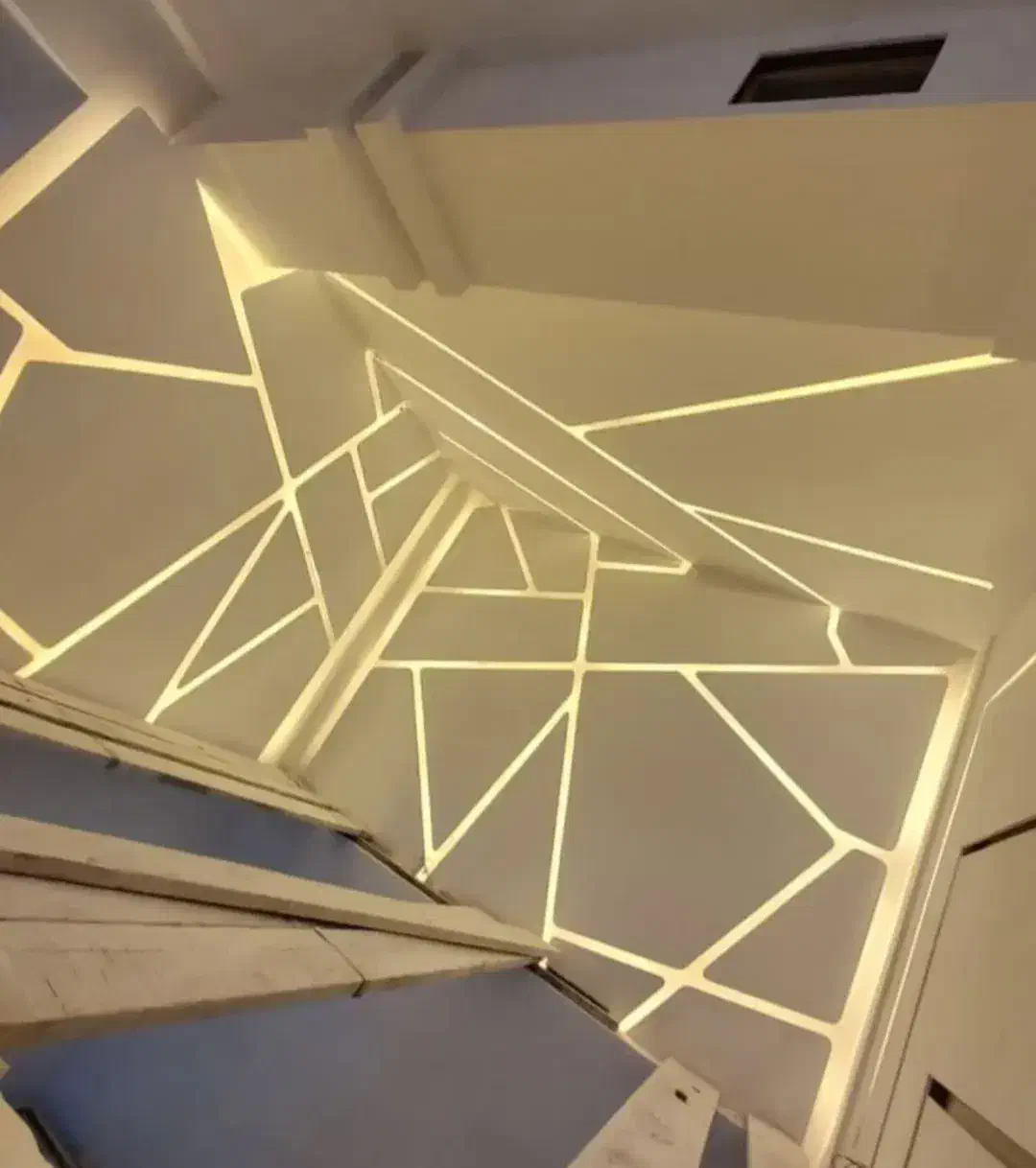 انواع سقف و دیوار کاذب و رافیکس|خدمات پیشه و مهارت|نورآباد, |دیوار