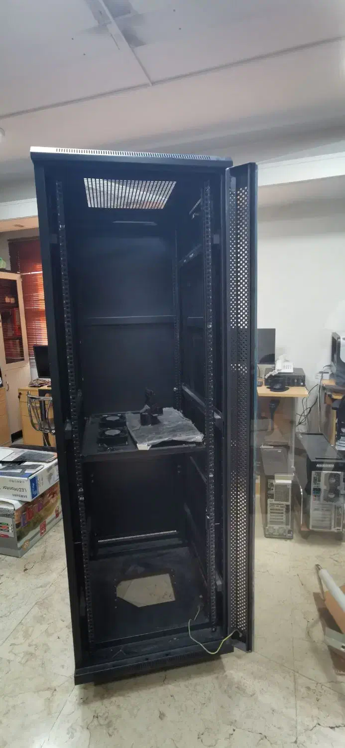 رک ایستاده ۳۸ یونیت|مودم و تجهیزات شبکه|تهران, نیلوفر|دیوار