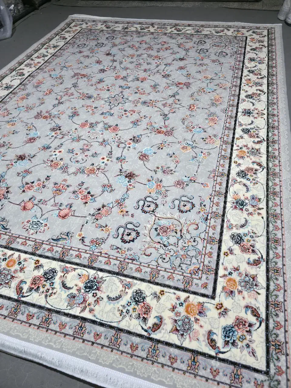 فرش ۱۲ متری با ضخامت کاشان/۷۰۰ شانه/تمام اکرلیک|فرش|سنندج, |دیوار