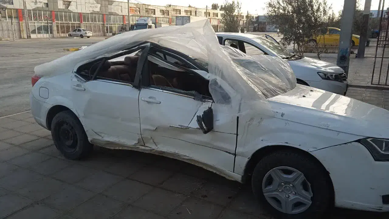 خودرو دنا تصادفی|خودرو سواری و وانت|قم, شهرک خودرو|دیوار