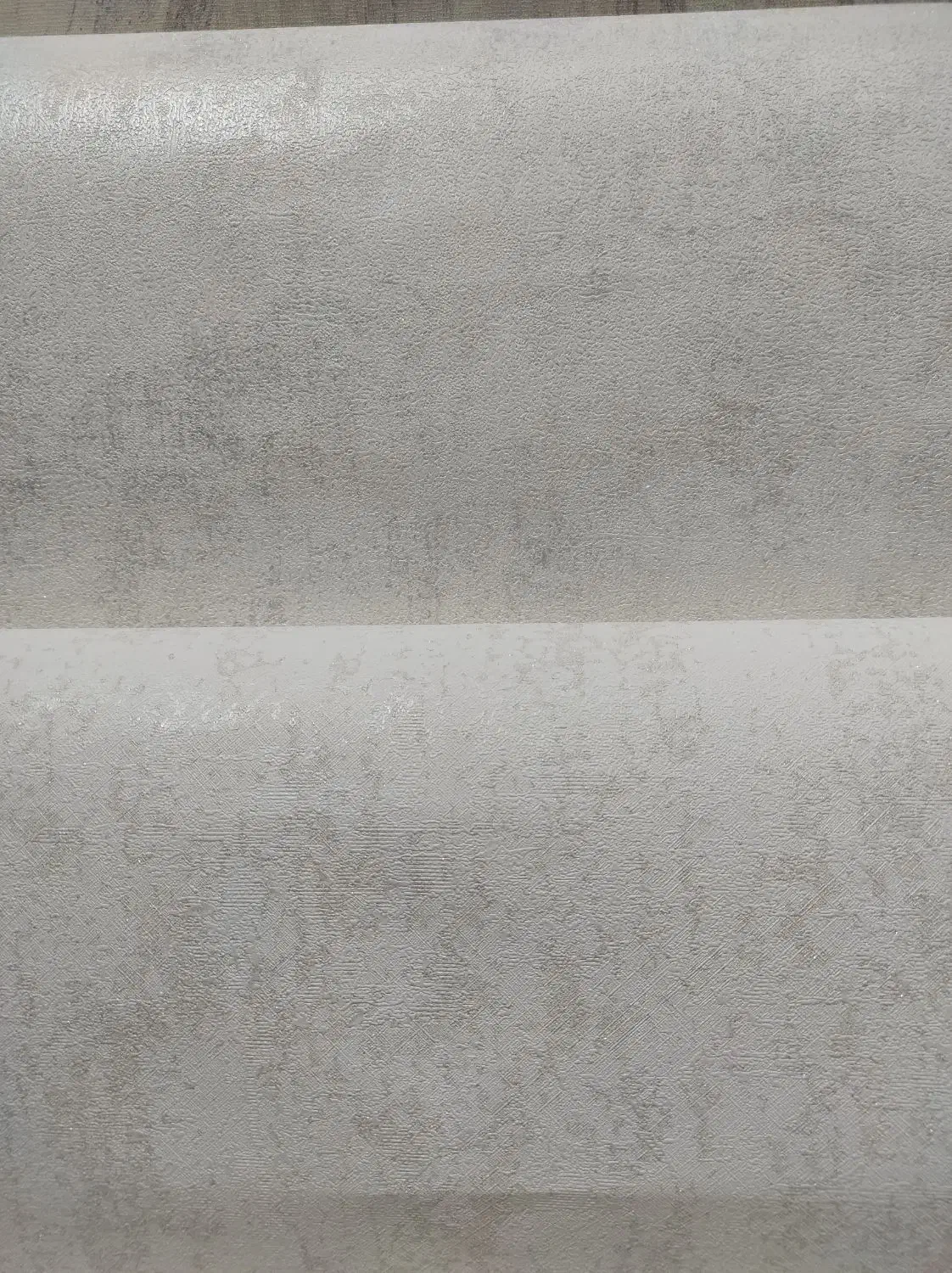 کاغذ دیواری سفید ساده روشن شاین دار|مصالح و تجهیزات ساختمان|تهران, هاشمی|دیوار