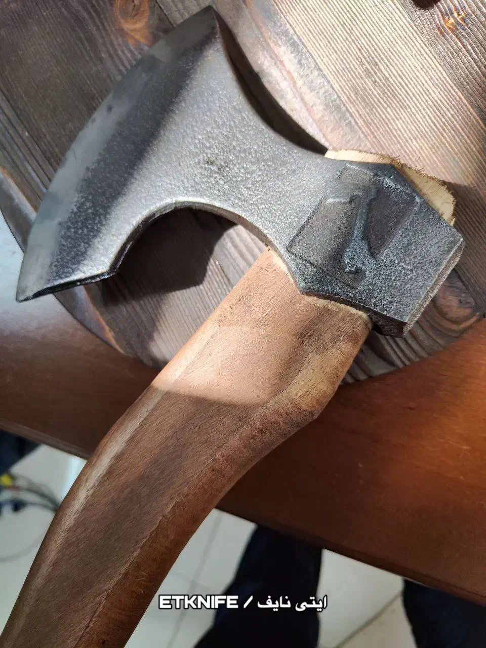 تبر ریخته فولادی وایکینگی استاد بیات (زنجان)|کوهنوردی و کمپینگ|رشت, بازار|دیوار