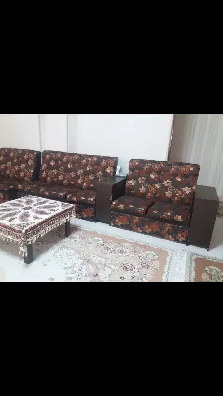 مبل راحتی هفت نفره|مبلمان خانگی و میز عسلی|شیراز, صدا و سیما|دیوار