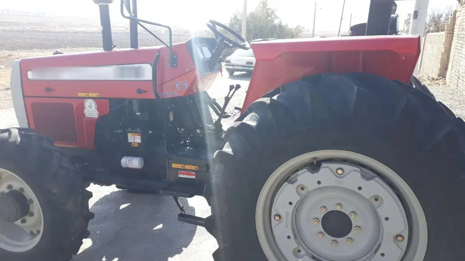 تراکتور۴۷۵ مدل ۱۴۰۱ کارکرد۶۰۰ کیلومتر|خودرو سنگین|کویرات, |دیوار