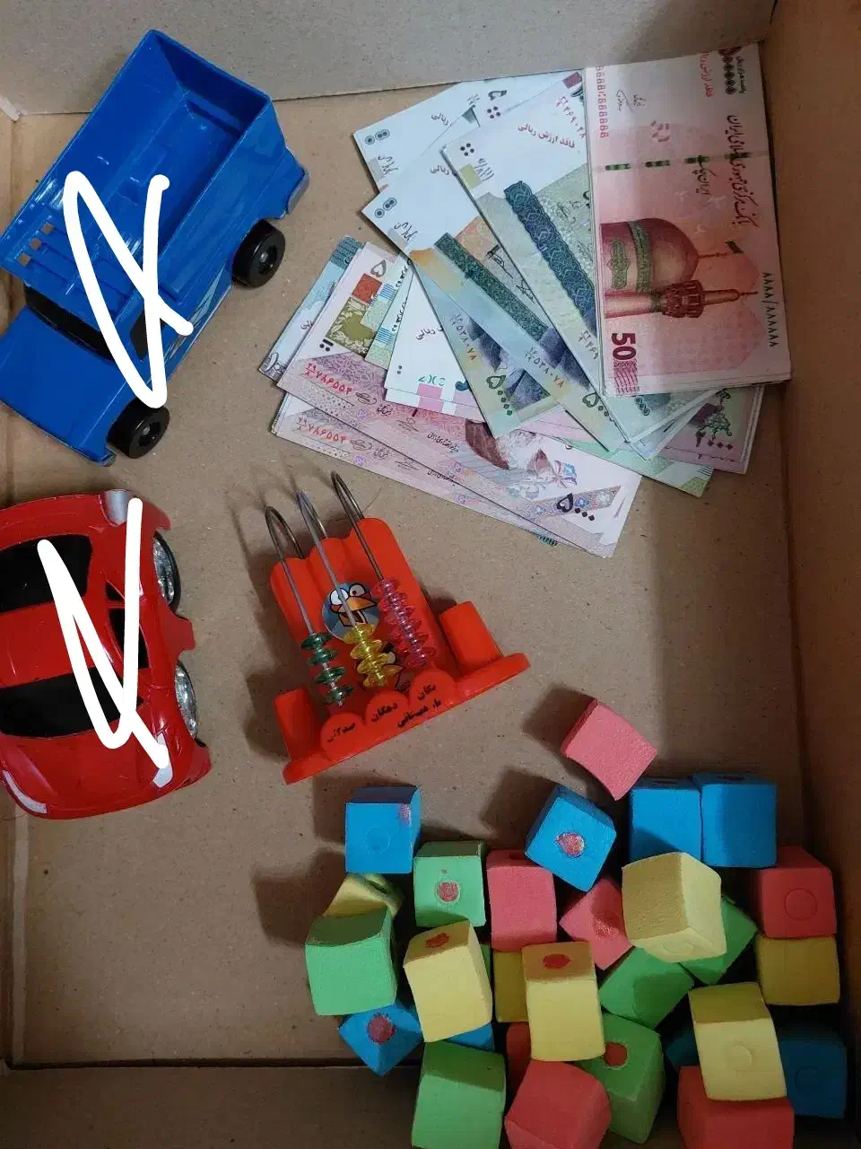 تعدادی اسباب بازی|اسباب‌بازی بچه|مشهد, هنرور|دیوار