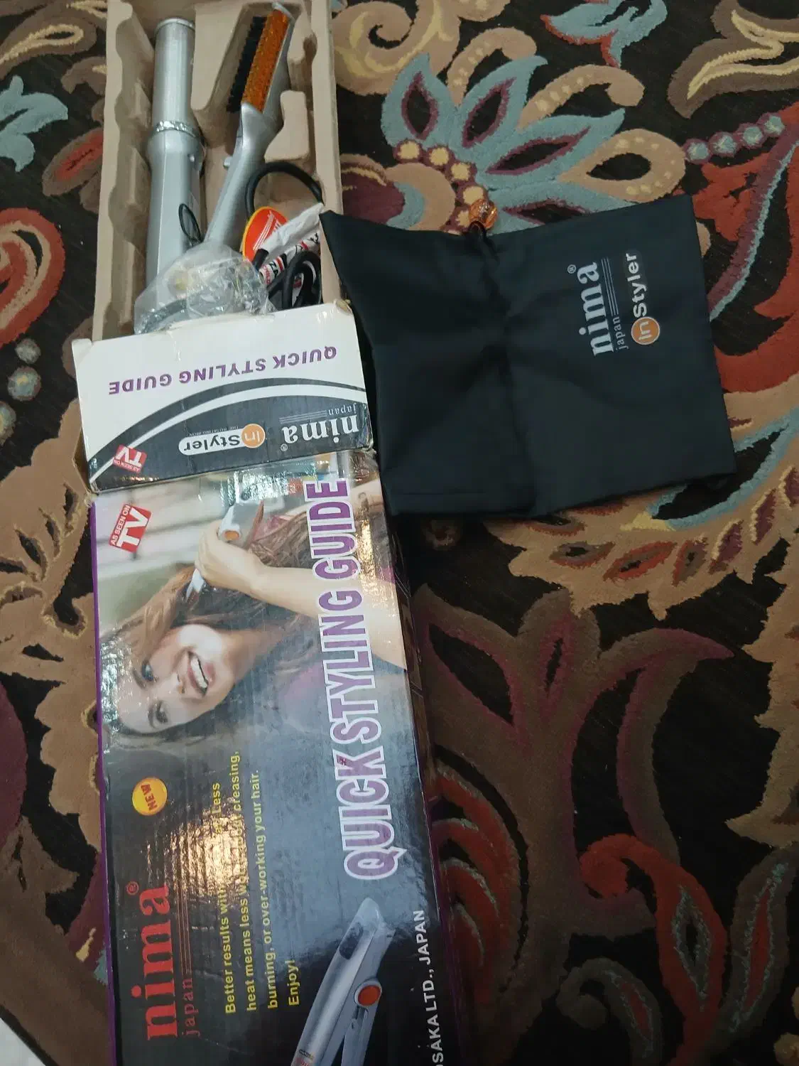 اتوی‌مو|آرایشگاه و سالن‌های زیبایی|رشت, دروازه لاکان|دیوار