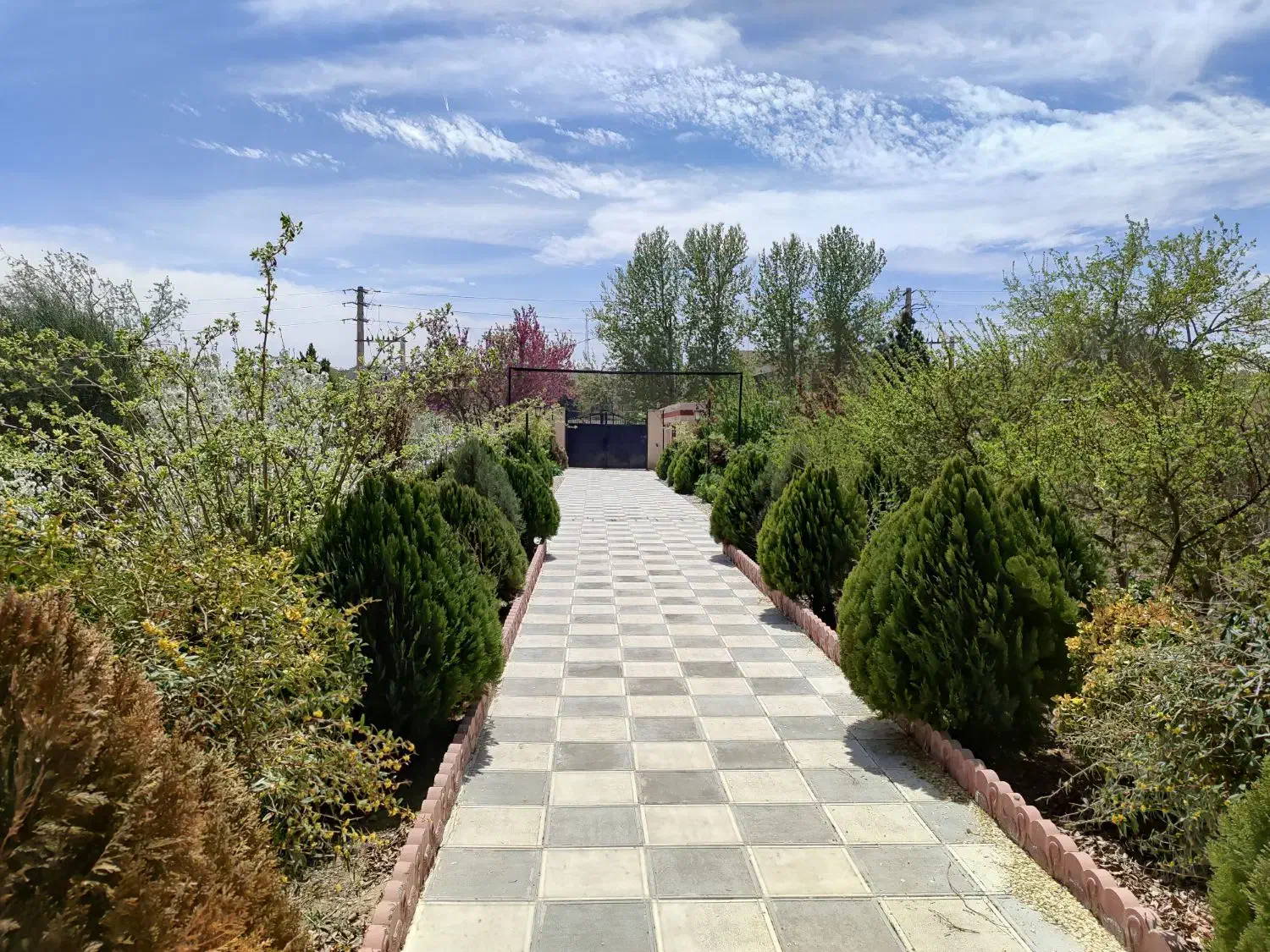 فروش باغ ویلا ۱۷۶۰ متر در گرمدره|فروش خانه و ویلا|گرمدره, |دیوار