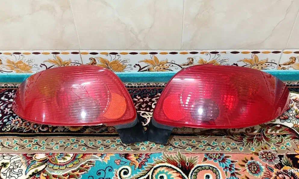 چراغ عقب 206|قطعات یدکی و لوازم جانبی|نسیمشهر, |دیوار