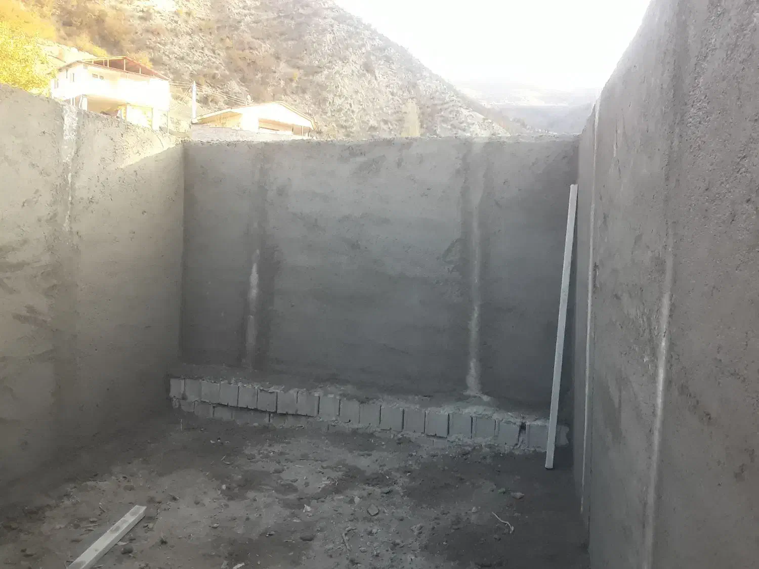 اوستا کارم کار سفت کاری انجام میدهم|خدمات پیشه و مهارت|پل سفید, |دیوار