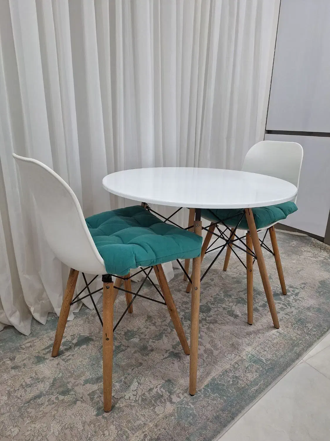 میز غذاخوری دو نفره|میز و صندلی غذاخوری|همدان, |دیوار