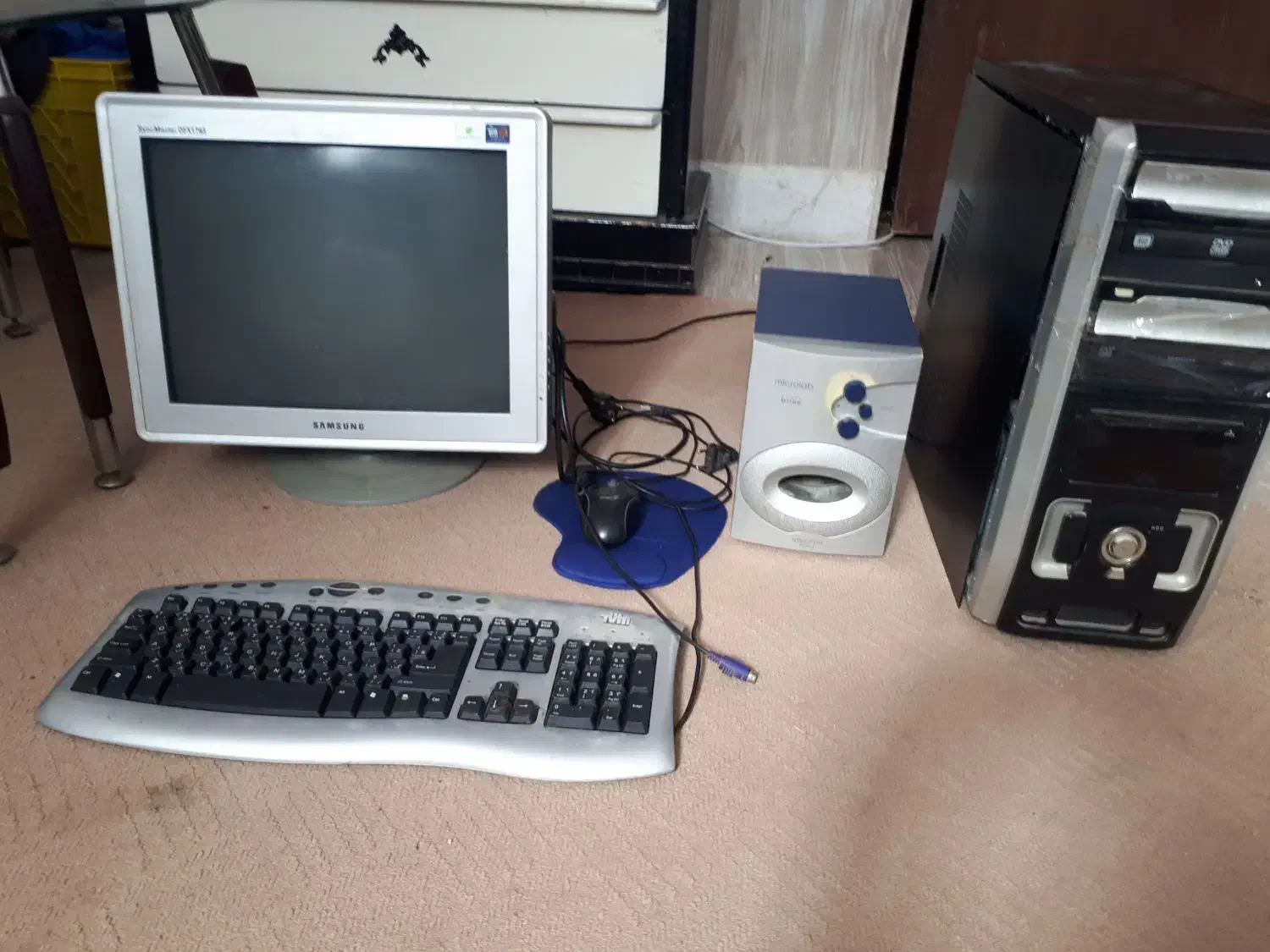 رایانه.|رایانه رومیزی|بیرجند, |دیوار